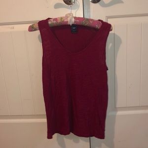 Red gap tank top